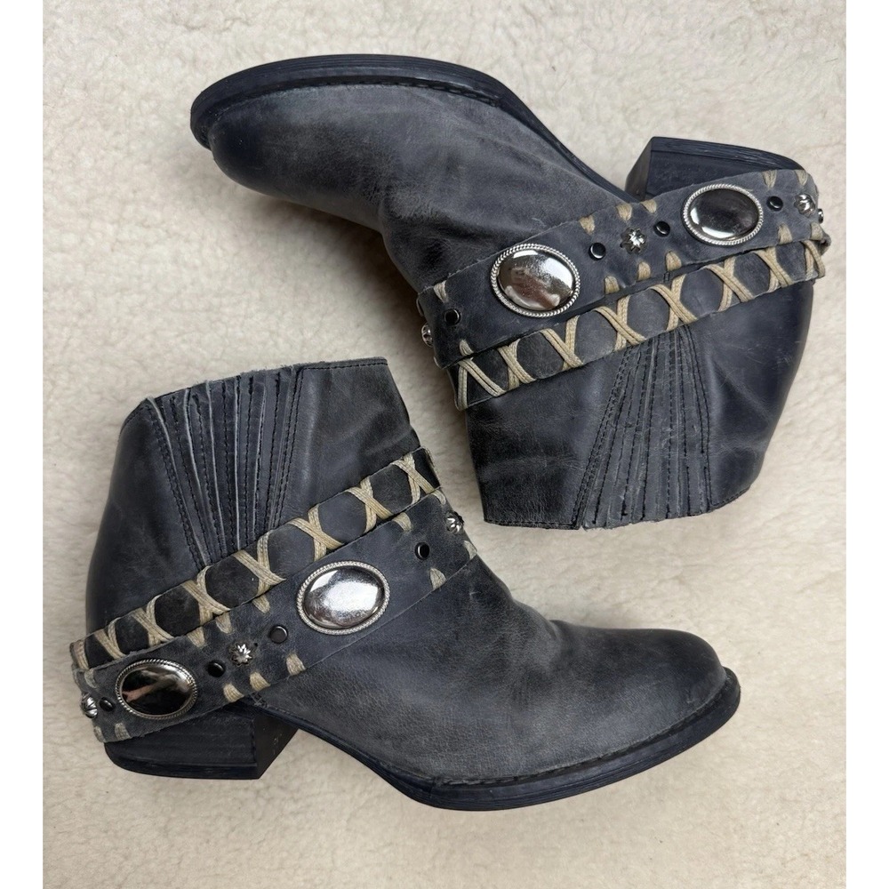 Circle G By Corral Women's 7 Western Harness Ankle Boots Studded Leather Booties